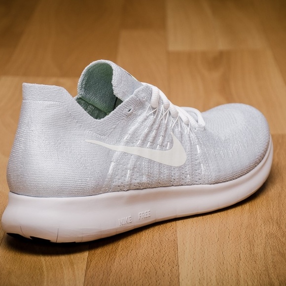 nike flyknit mens white